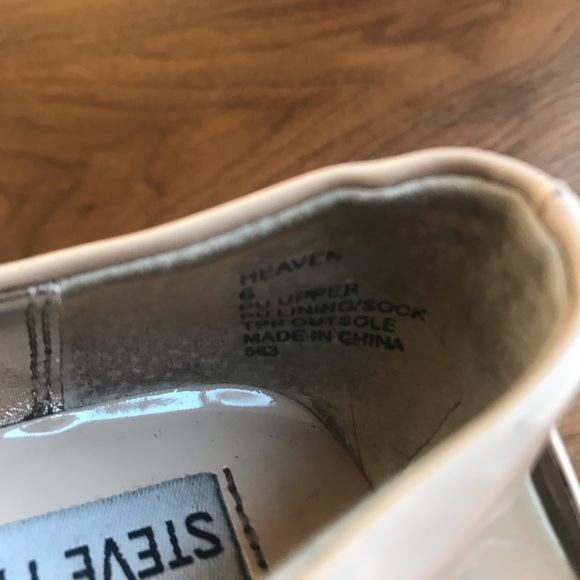 Steve Madden Heaven Flat Taupe Patent - Picture 2 of 5